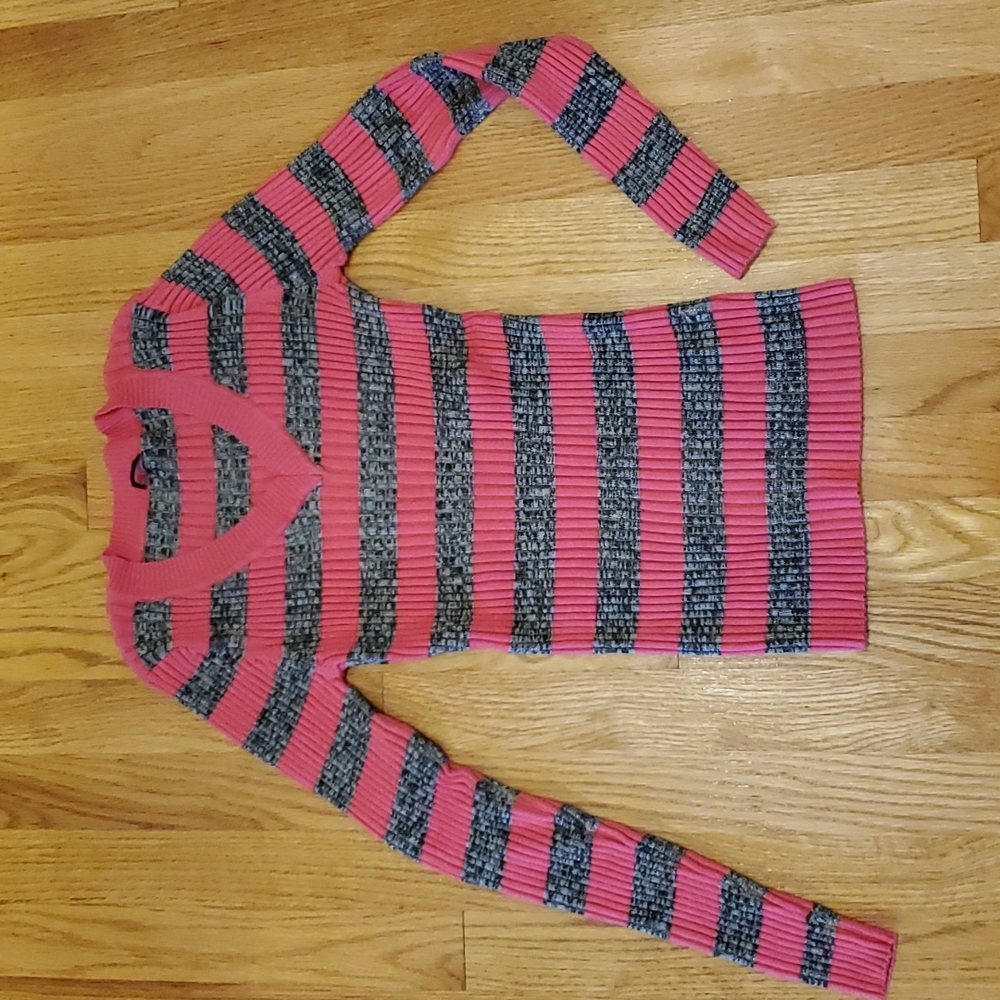 Stretchy Fitted V-neck Sweater Size XS